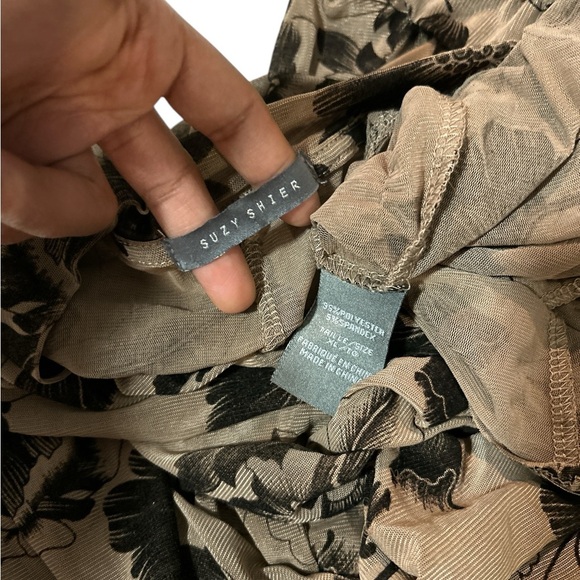 Floral Print Long Sleeve Top - Picture 4 of 4